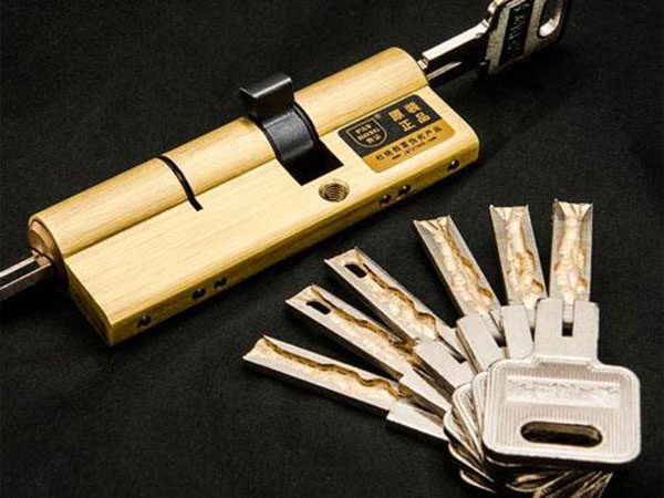 自流井24小时上门开锁公司