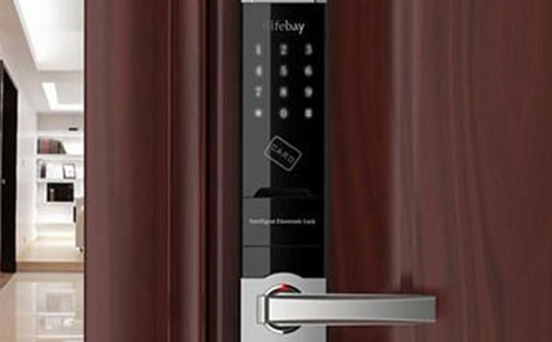 自流井24小时上门开锁公司