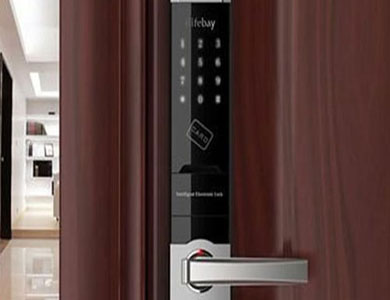 自流井24小时上门开锁公司